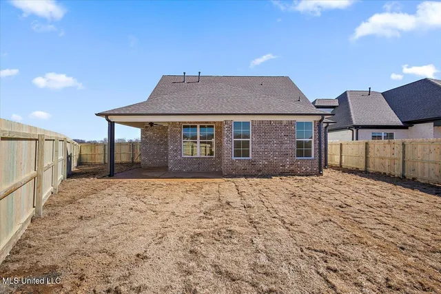 $337,900 | 763 Quitman Court West, Nesbit, MS 38651