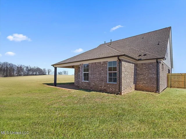 $337,900 | 763 Quitman Court West, Nesbit, MS 38651