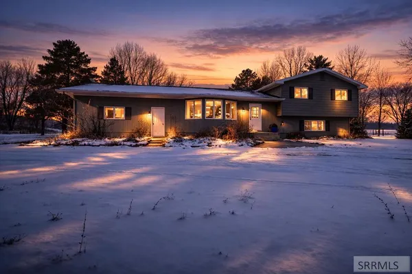 $620,000 | 2320 West 33rd North, Idaho Falls, ID 83402