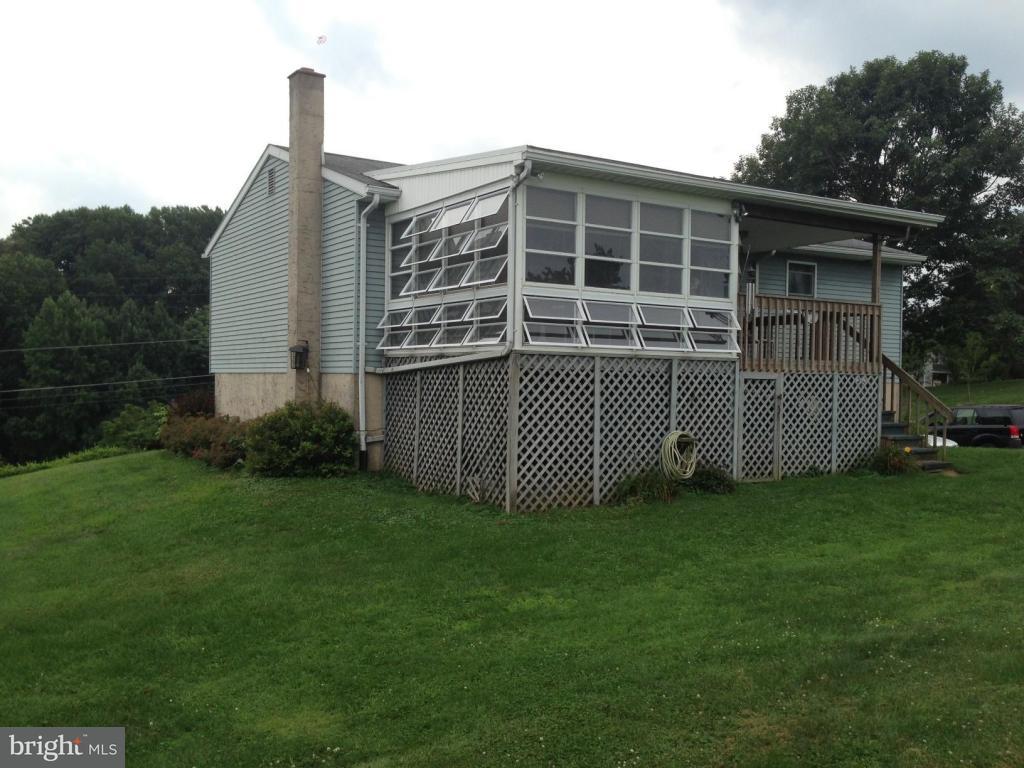 645 Lincoln Road Lititz, PA 17543 - Photo 4 of 17