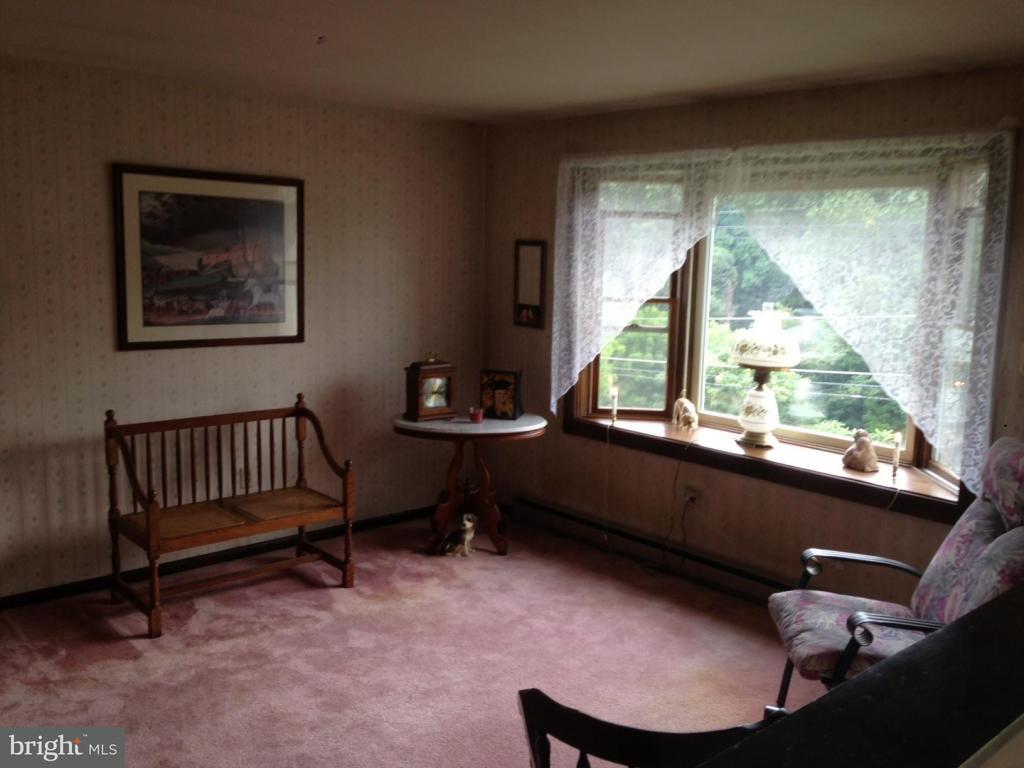 645 Lincoln Road Lititz, PA 17543 - Photo 7 of 17