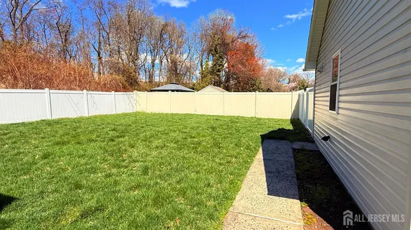 $3,650 | 39 Caldwell Road, Edison, NJ 08817