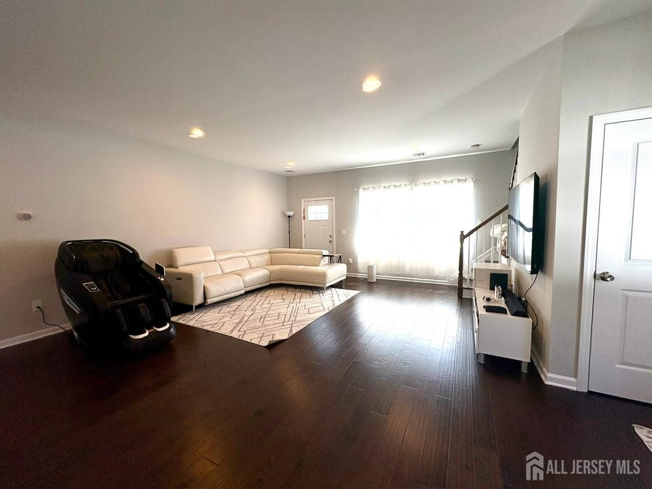 39 Caldwell Road Edison, NJ 08817 - Photo 8 of 13