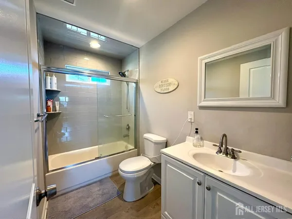 $3,650 | 39 Caldwell Road, Edison, NJ 08817