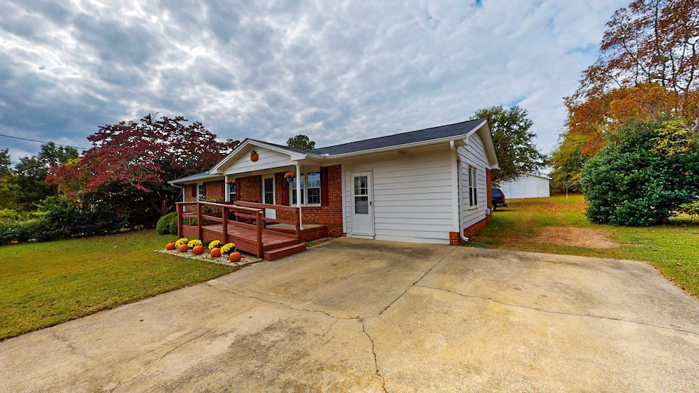 67 Quail Road Smithfield, NC 27577 - Photo 3 of 27 Gallery Image 3