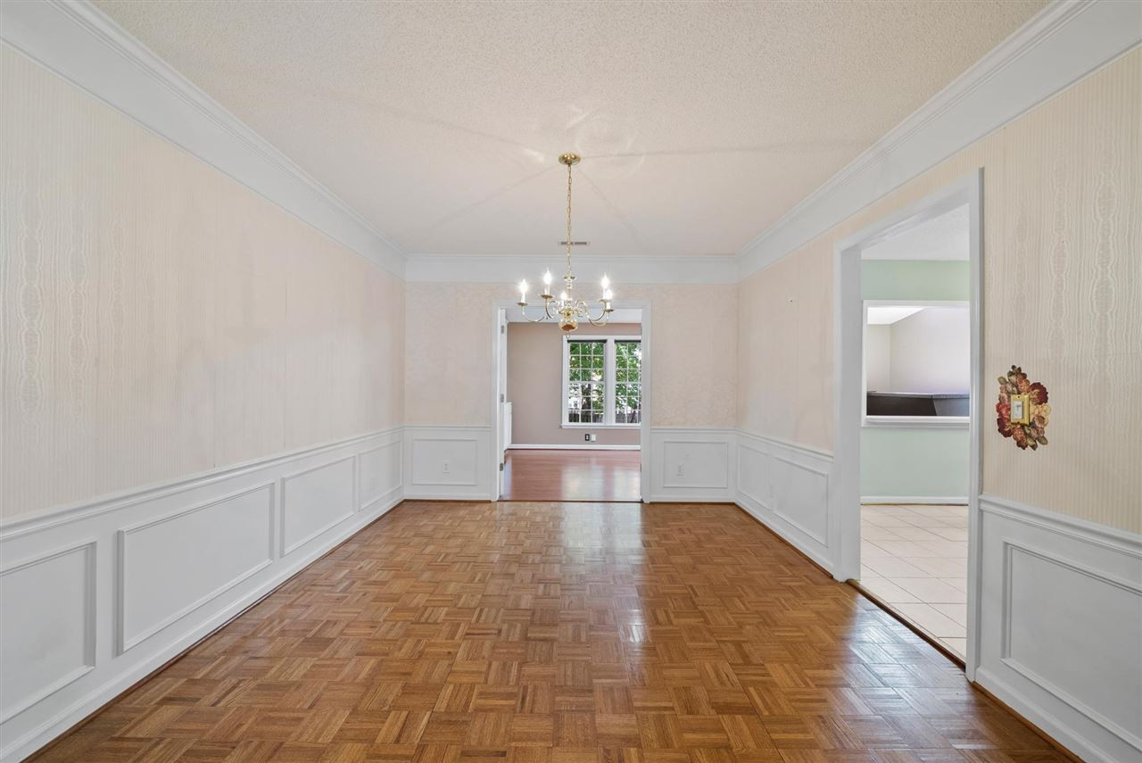 9621 Miranda Drive Raleigh, NC 27617 - Photo 8 of 30 Dinning