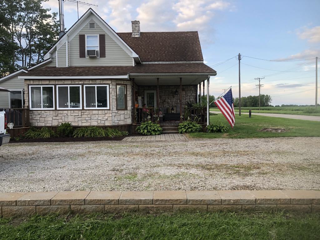 9209 South Center Road Muncie, IN 47302 - Photo 1 of 18 Gallery Image 1