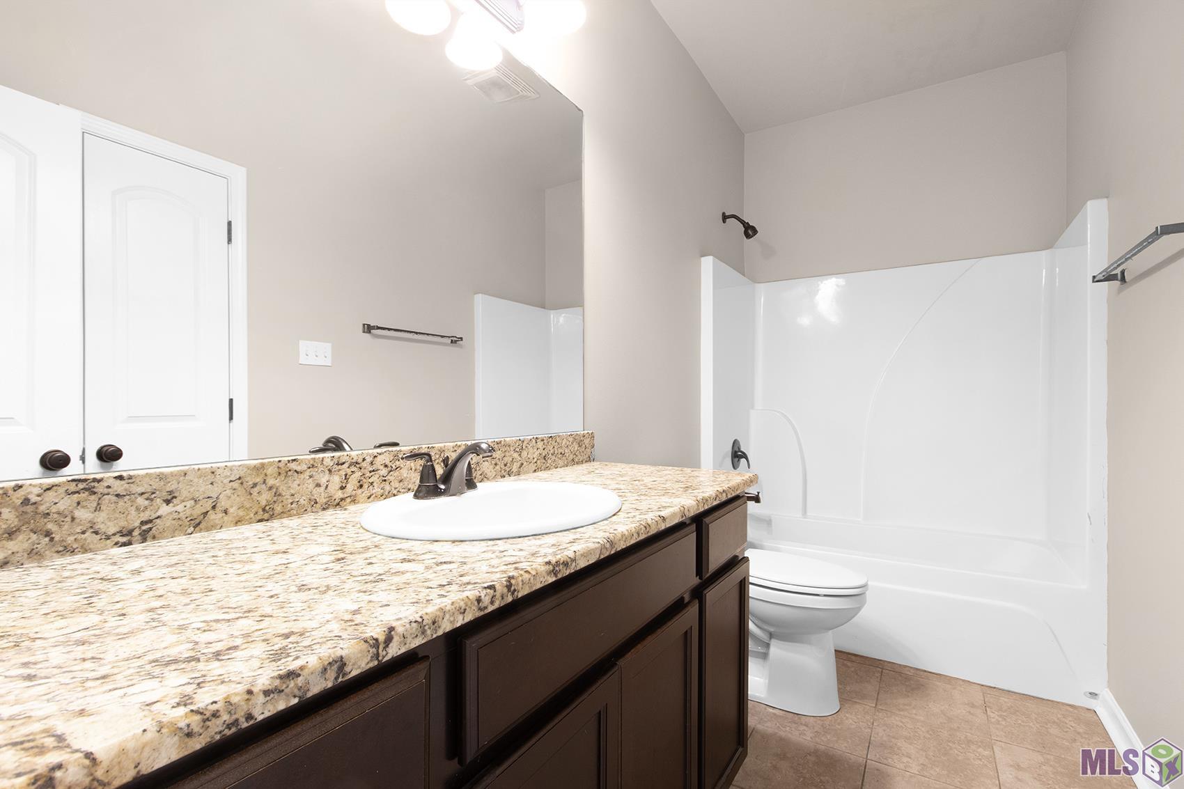 8604 Arabella Avenue Baton Rouge, LA 70820 - Photo 7 of 17