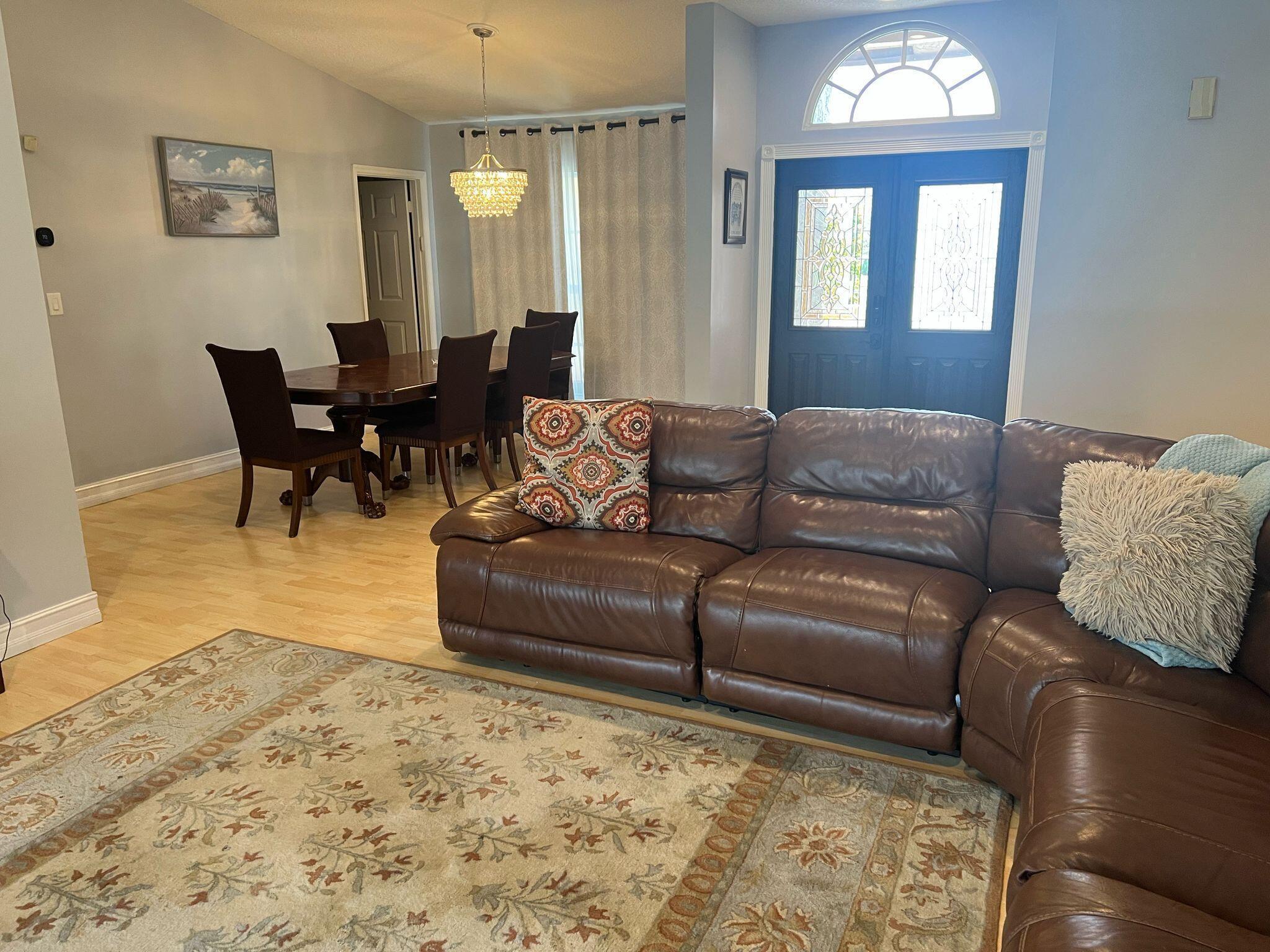 9664 West Lake Court Boca Raton, FL 33434 - Photo 23 of 42 living room