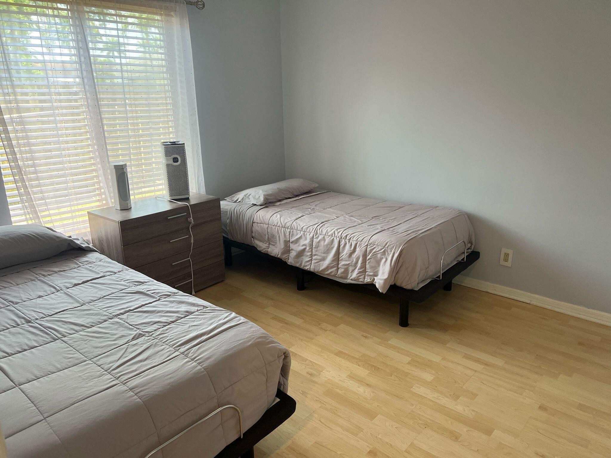 9664 West Lake Court Boca Raton, FL 33434 - Photo 25 of 42 2nd bedroom