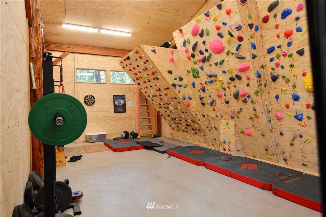 16 Littell Road Mazama, WA 98833 - Photo 18 of 21 a room with a washer and dryer