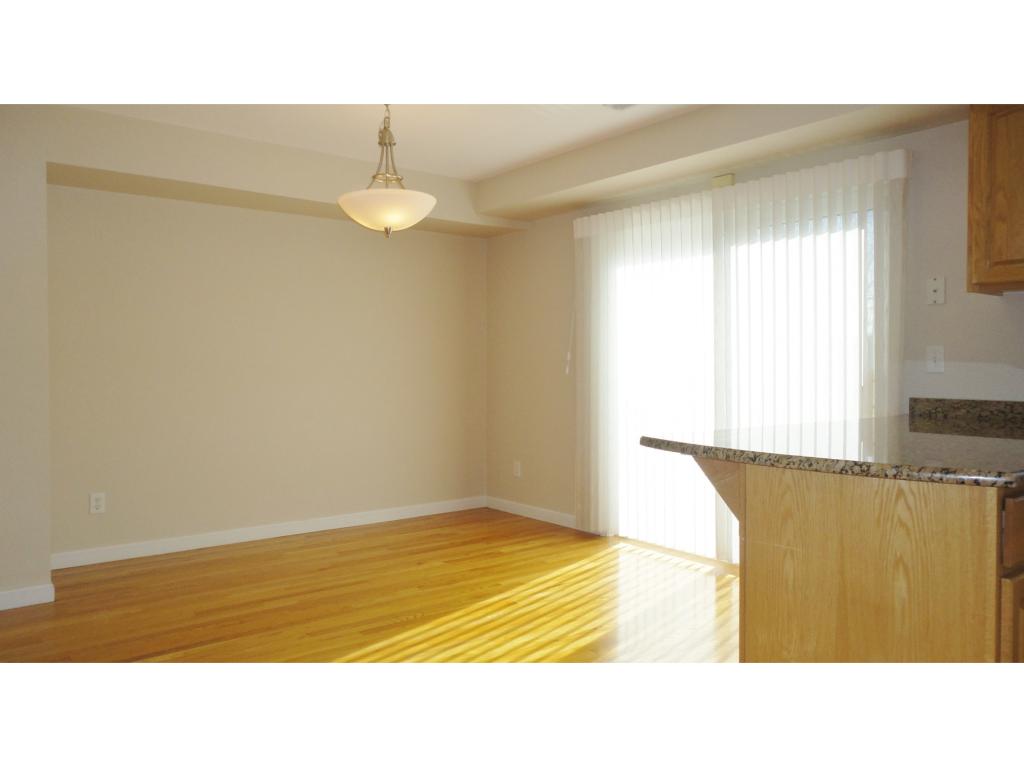 58 Andrew Street, Unit 58 Manchester, NH 03104 - Photo 3 of 28 Gallery Image 3