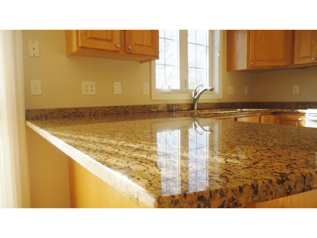 58 Andrew Street, Unit 58 Manchester, NH 03104 - Photo 4 of 28 Gallery Image 4