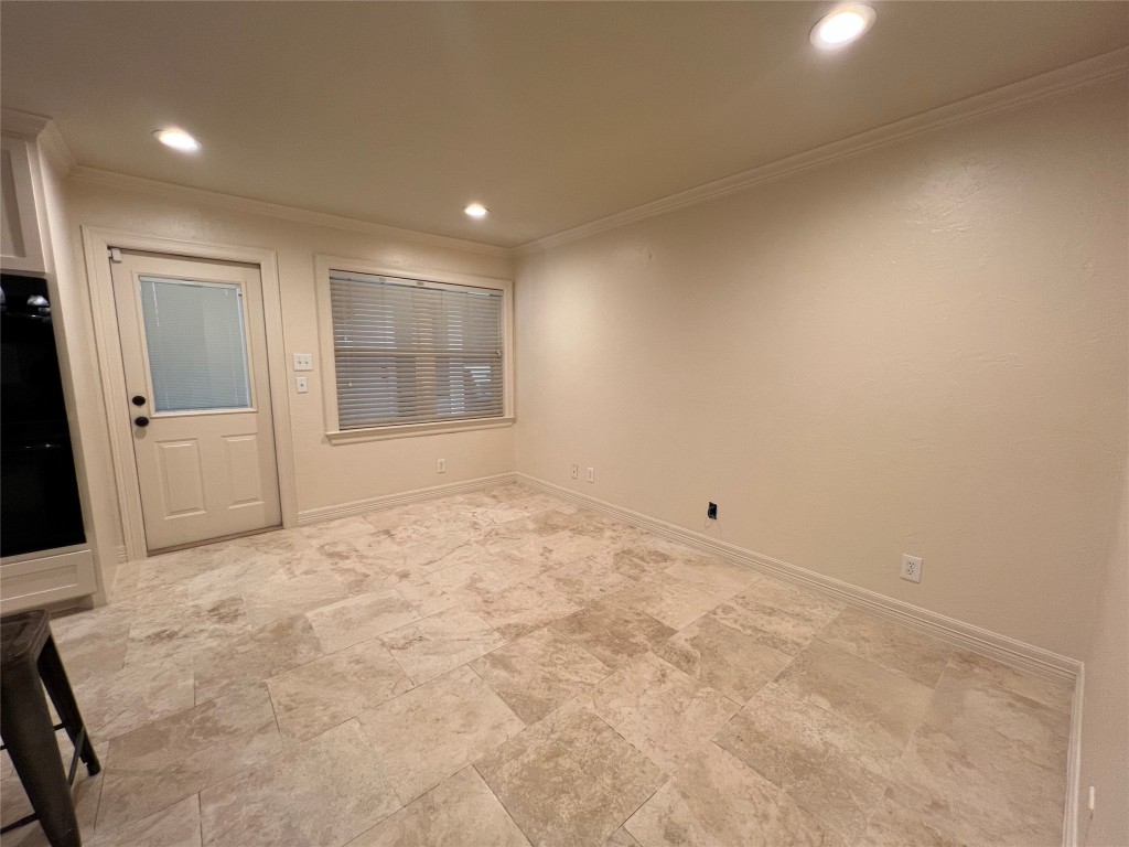 1014 Roxella Street Houston, TX 77076 - Photo 4 of 30 a view of an empty room