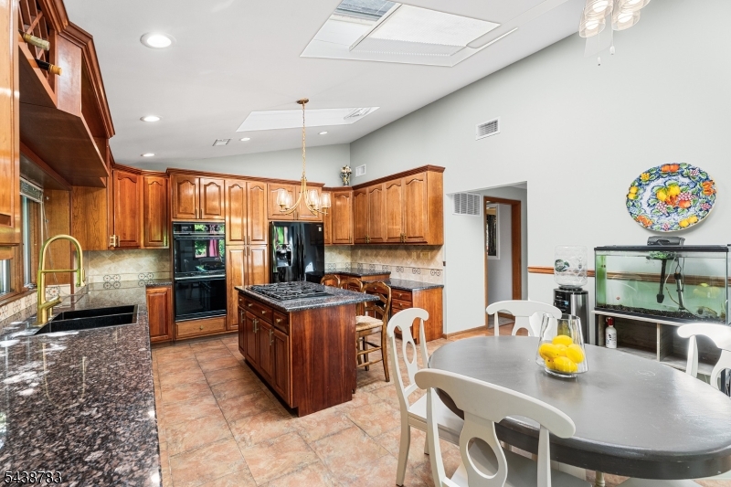 60 Park Road Parsippany, NJ 07054 - Photo 18 of 48