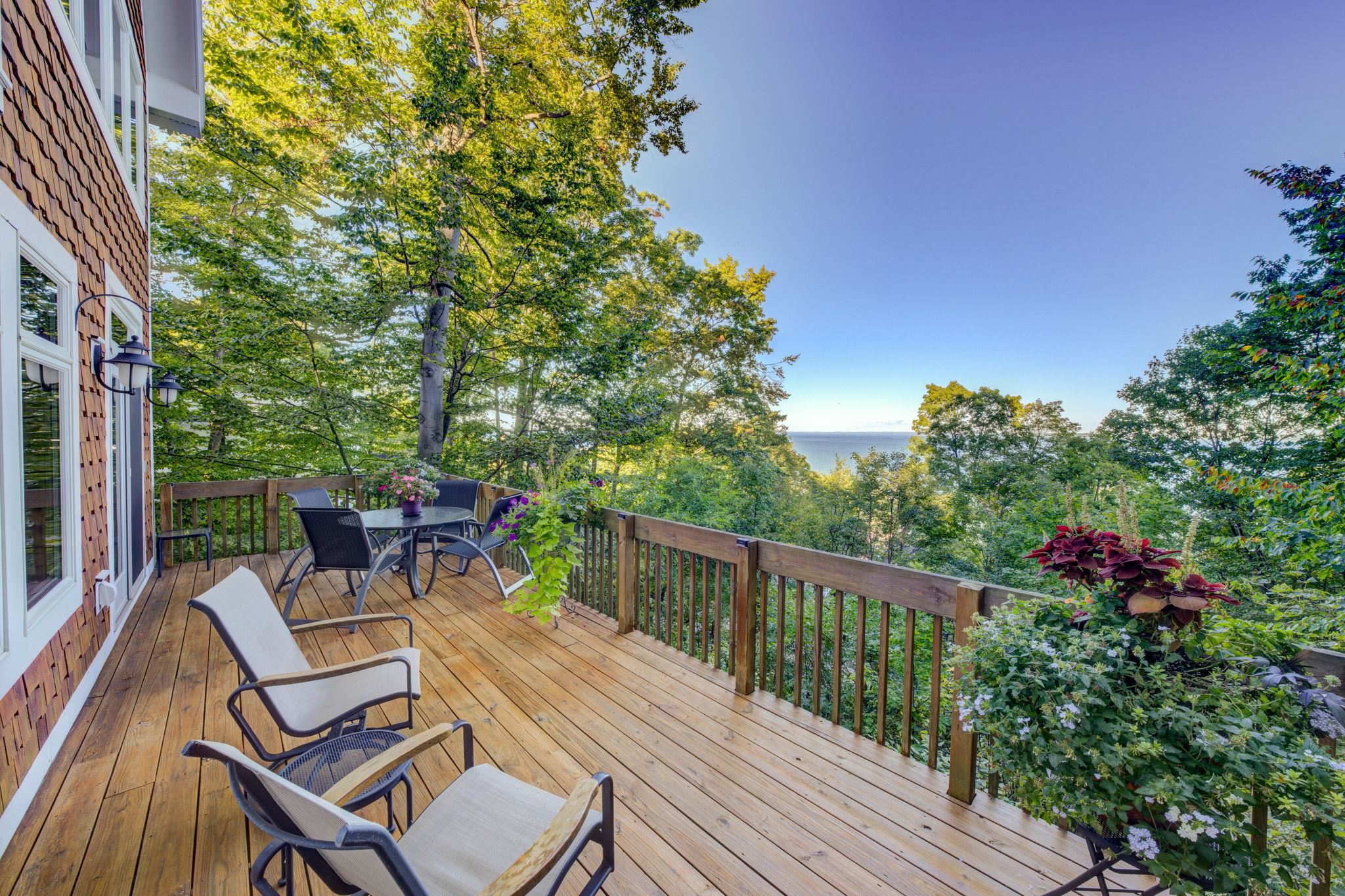 1031 South Bay View Trail Suttons Bay, MI 49682 - Photo 41 of 92