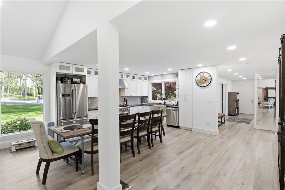 364 Fisher Road Victor, NY 14534 - Photo 11 of 48