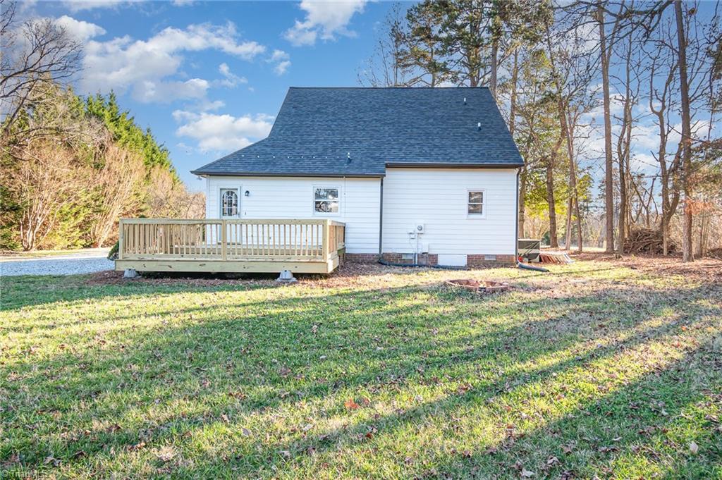 3601 Fieldview Road Pleasant Garden, NC 27313 - Photo 2 of 22 Gallery Image 2