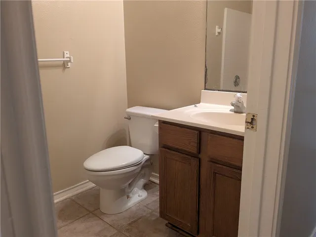 $1,800 | 2005 Overland Trail, Corpus Christi, TX 78410