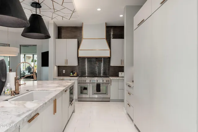 $4,875,000 | 12324 East Shangri La Road, Scottsdale, AZ 85259