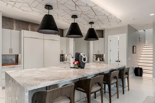 $4,875,000 | 12324 East Shangri La Road, Scottsdale, AZ 85259