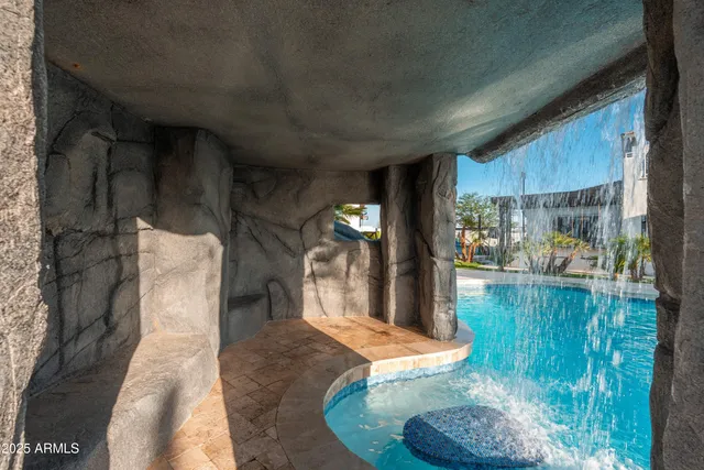 $4,875,000 | 12324 East Shangri La Road, Scottsdale, AZ 85259