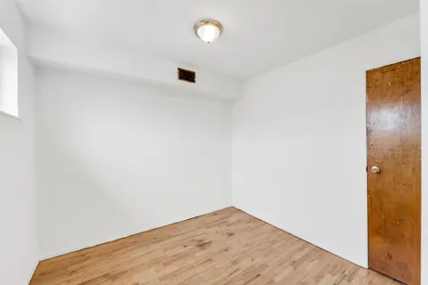 $2,300 | 30 Skyline Drive, Unit 3, Jersey City, NJ 07305