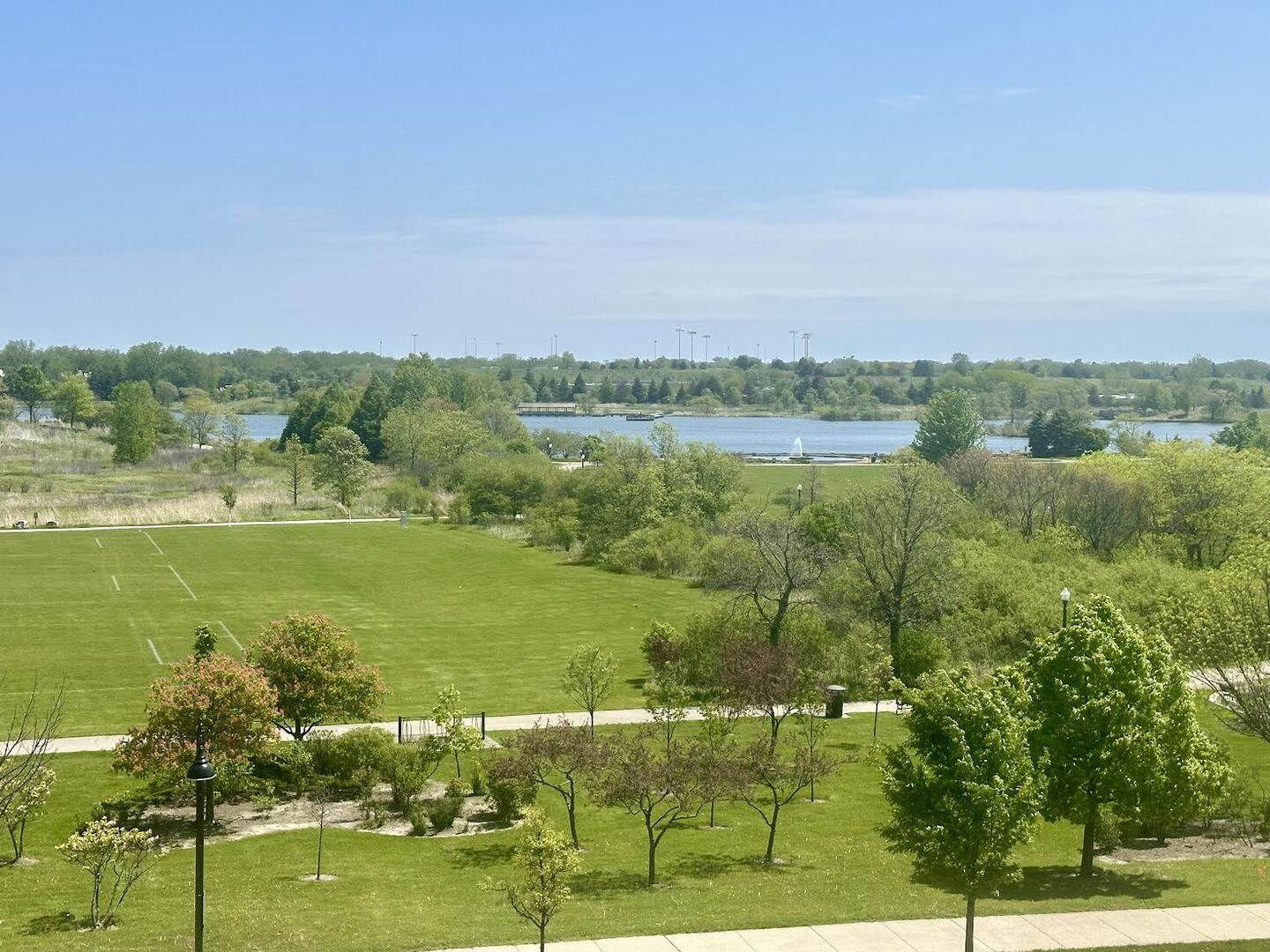 2004 Patriot Boulevard Glenview, IL 60026 - Photo 3 of 23