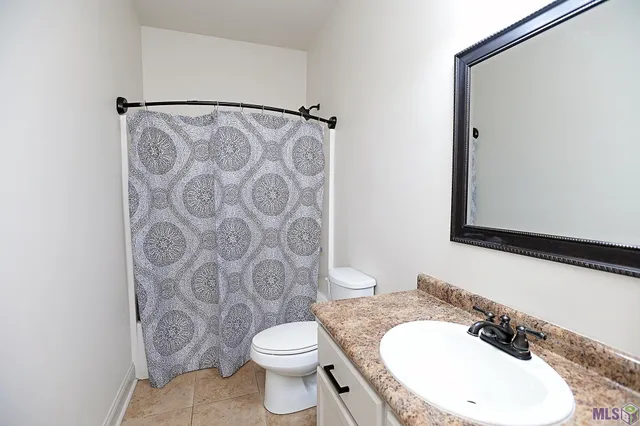 $425,000 | 1024 Hwy 20 Highway, Thibodaux, LA 70301