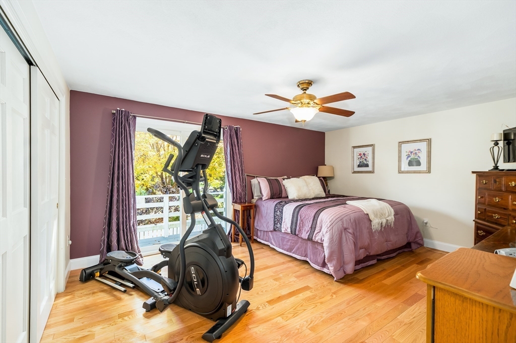 38 Kimball Avenue, Unit 5 Ipswich, MA 01938 - Photo 13 of 22 a bedroom with bed and a window