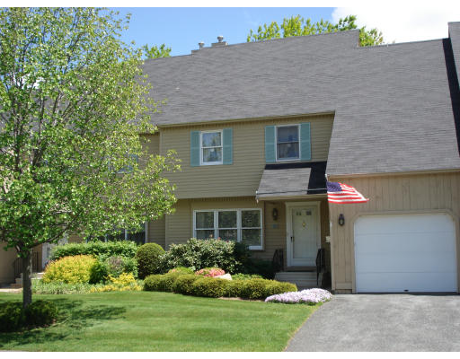 83 Botany Bay Road, Unit 83 Worcester, MA 01602 - Photo 1 of 11 Gallery Image 1