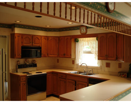 83 Botany Bay Road, Unit 83 Worcester, MA 01602 - Photo 8 of 11 Gallery Image 8