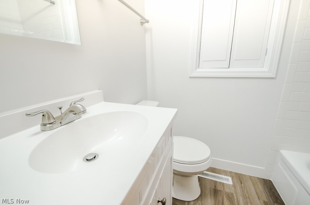 15914 Laurel Road Chagrin Falls, OH 44022 - Photo 16 of 29 Gallery Image 16