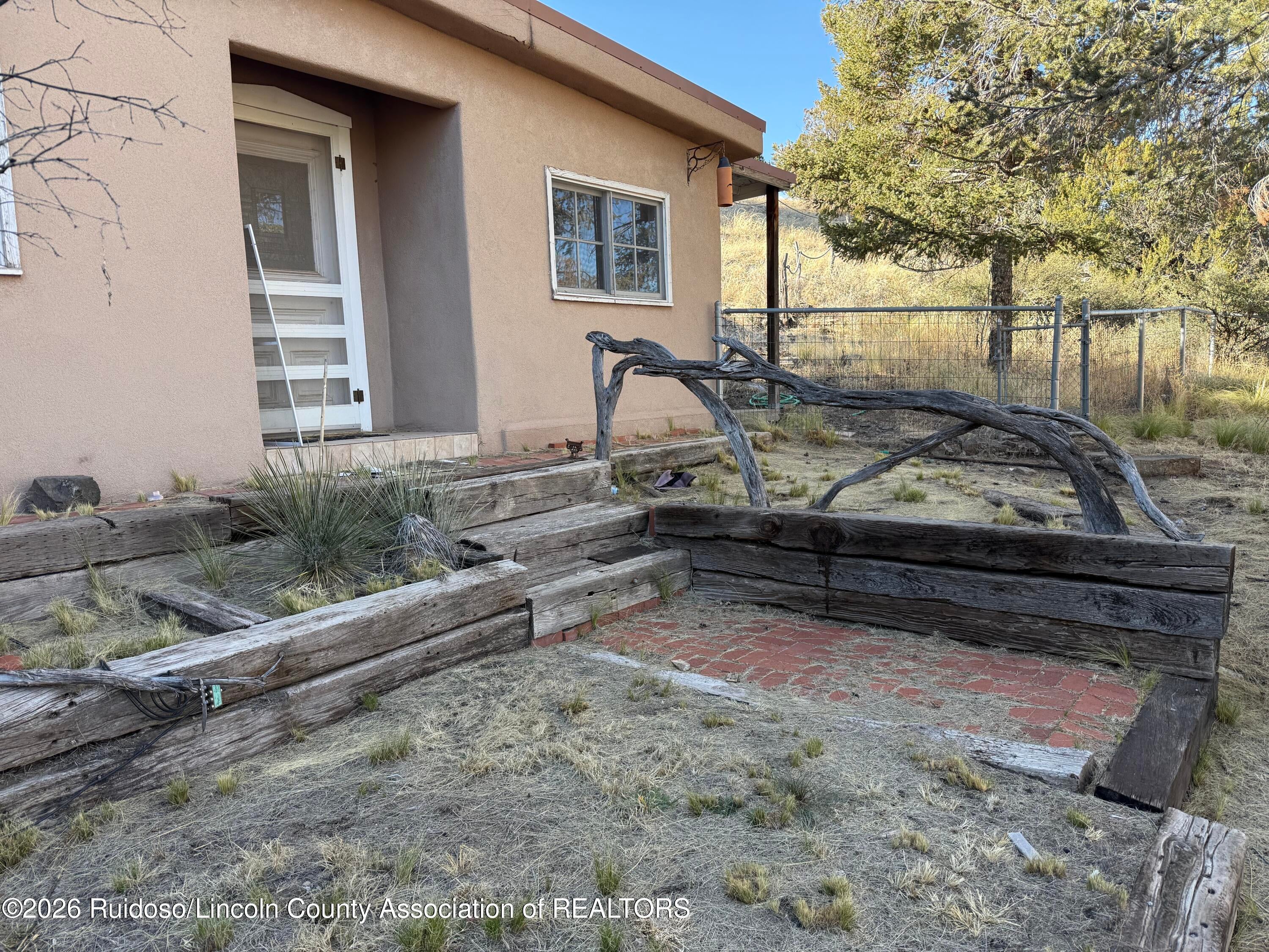 104 Dry Gulch Road Nogal, NM 88341 - Photo 14 of 39 Gallery Image 14