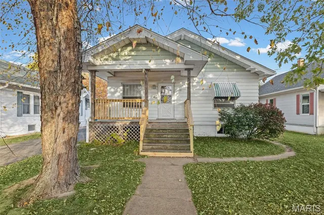 $130,000 | 259 South 7th Street, Wood River, IL 62095