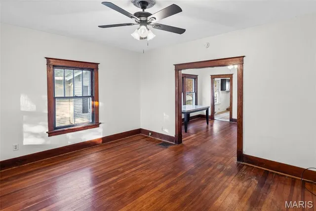 $130,000 | 259 South 7th Street, Wood River, IL 62095