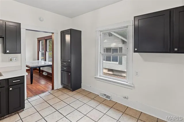 $130,000 | 259 South 7th Street, Wood River, IL 62095