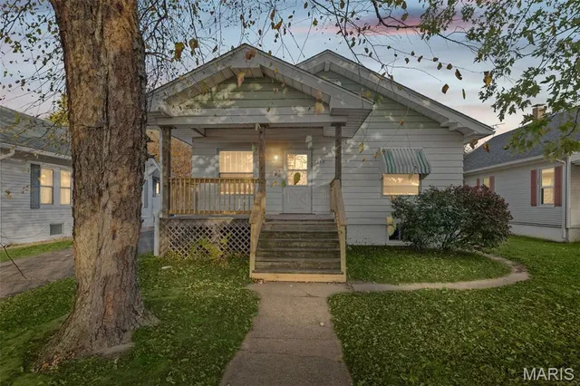 $130,000 | 259 South 7th Street, Wood River, IL 62095