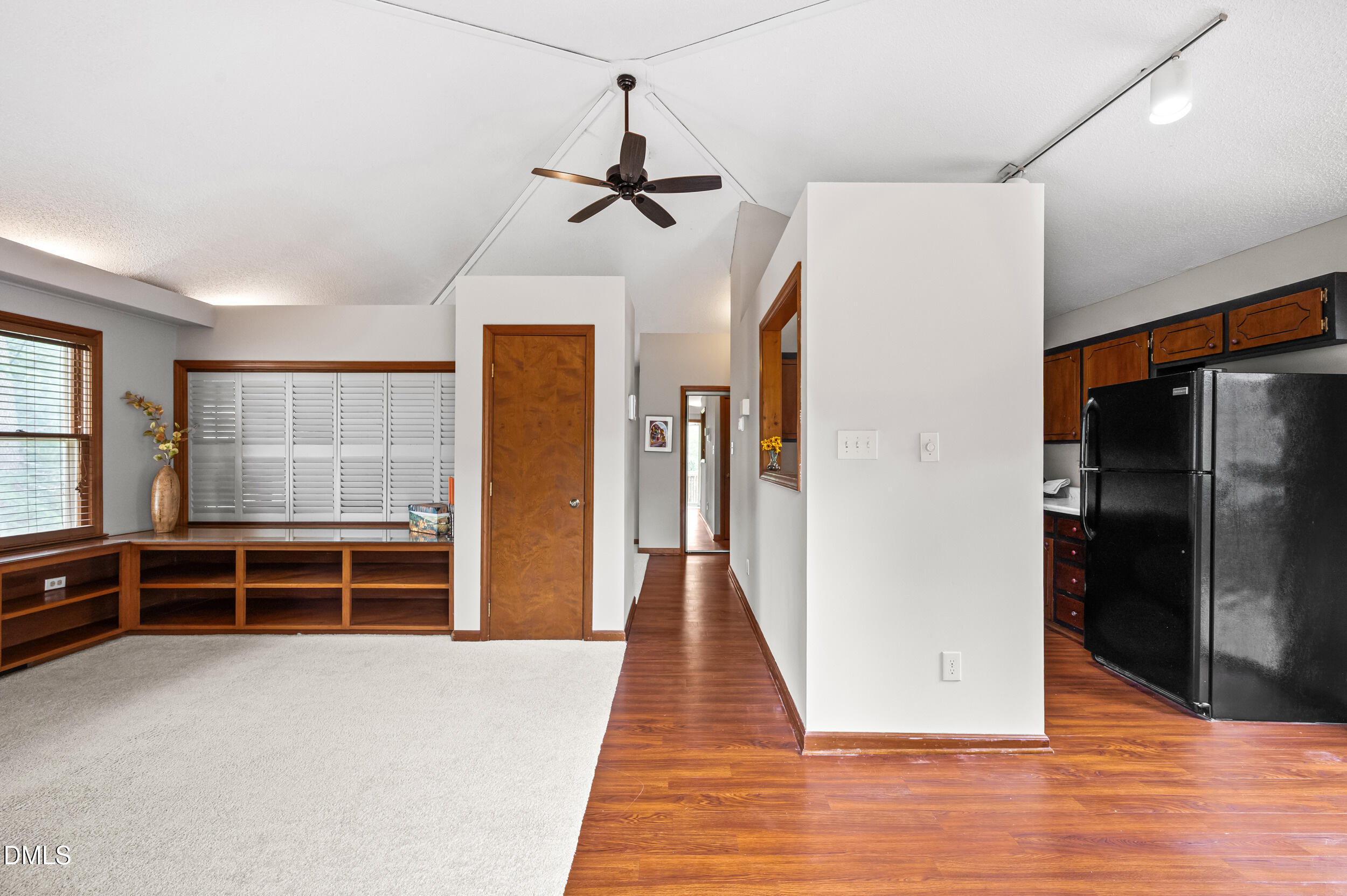 3506 Mill Run Raleigh, NC 27612 - Photo 9 of 28 Living and Dining Areas