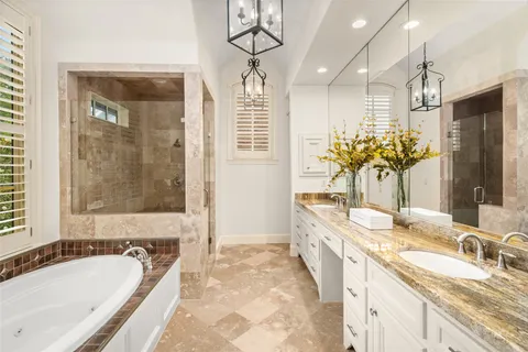 $2,050,000 | 4219 Oberlin Street, Houston, TX 77005