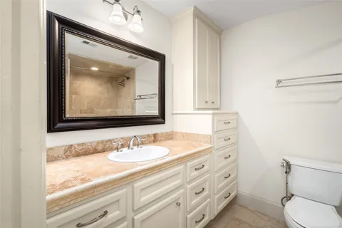 $2,050,000 | 4219 Oberlin Street, Houston, TX 77005
