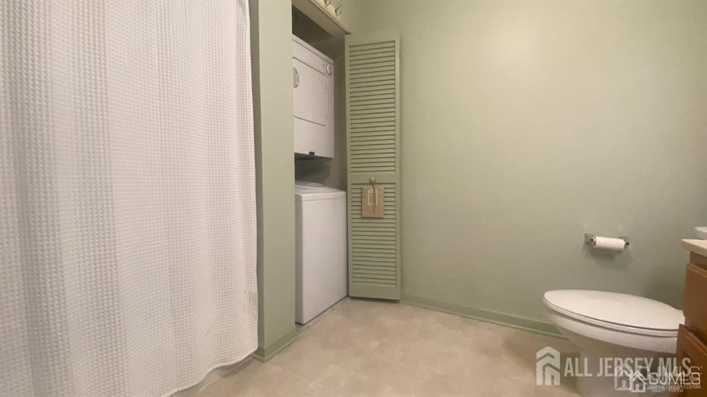 163 Liddle Avenue Edison, NJ 08837 - Photo 10 of 19