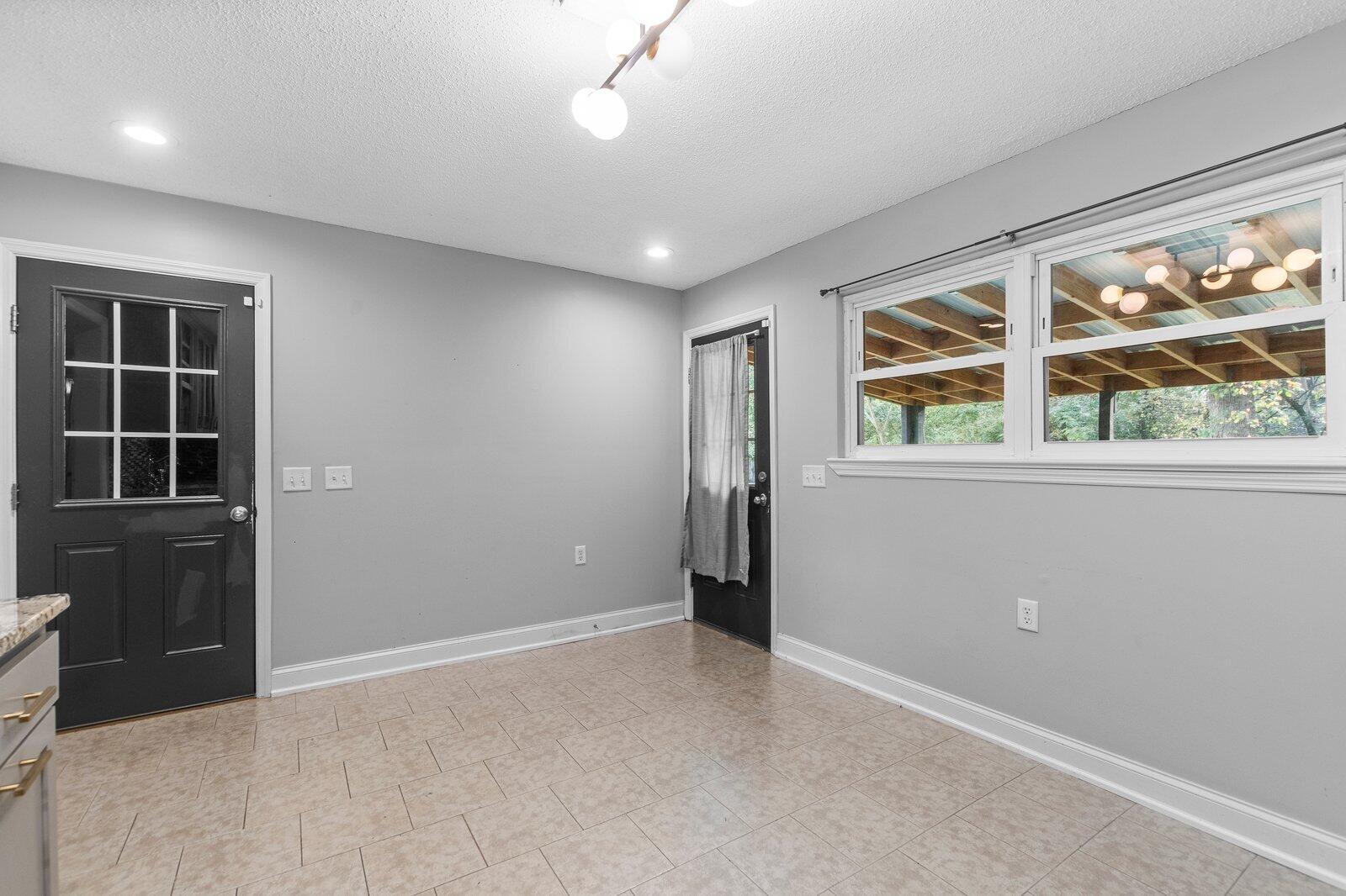 4706 Eldridge Road Hixson, TN 37343 - Photo 15 of 30 4706 Eldridge Rd-13