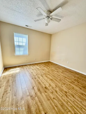 $1,400 | 1127 Brownlea Drive, Unit A, Greenville, NC 27858