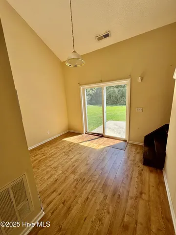 $1,400 | 1127 Brownlea Drive, Unit A, Greenville, NC 27858