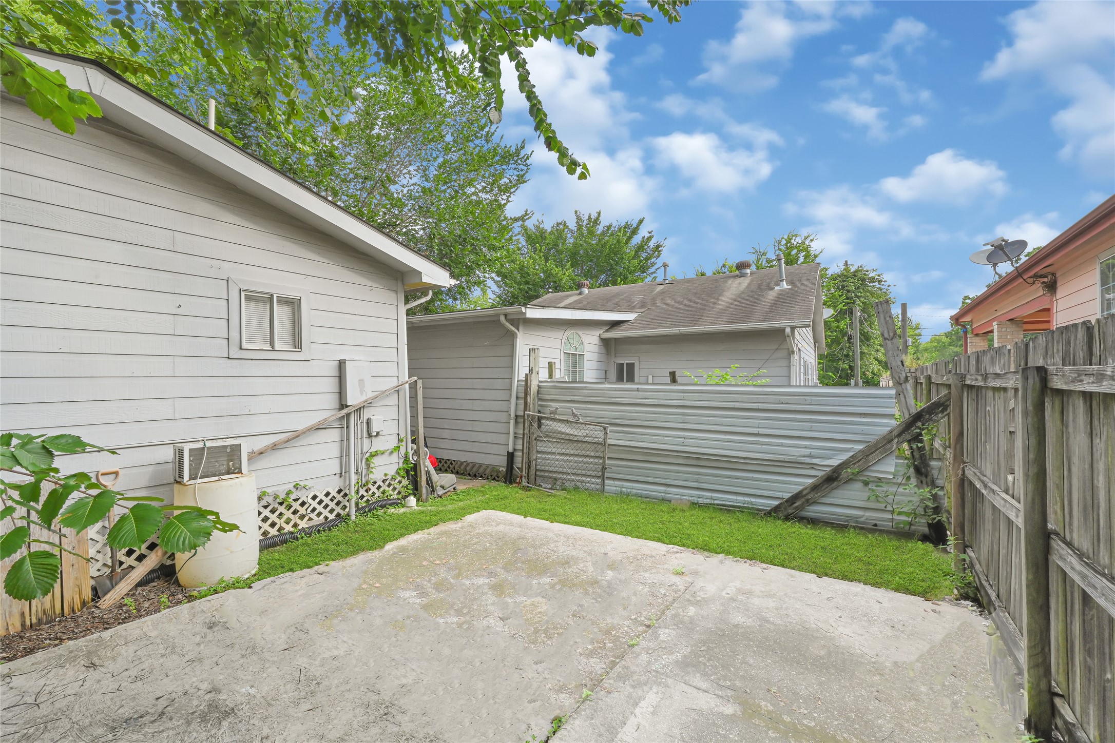 14336 Victoria Street Houston, TX 77015 - Photo 4 of 20
