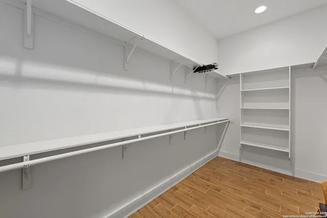 $699,850 | 3172 Interstate 35, Natalia, TX 78059