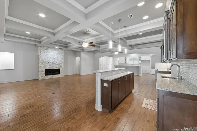 $699,850 | 3172 Interstate 35, Natalia, TX 78059