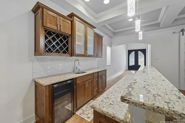 $699,850 | 3172 Interstate 35, Natalia, TX 78059