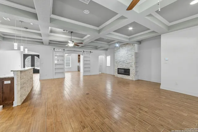 $699,850 | 3172 Interstate 35, Natalia, TX 78059